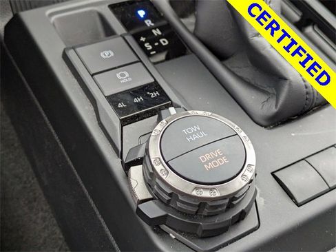 Used 2025 Toyota 4Runner SR5 image 23