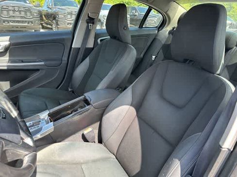 Used 2012 Volvo S60 T5 FWD image 4