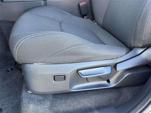 Used 2025 Toyota 4Runner SR5 image 19