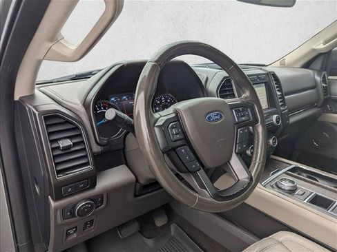 Used 2019 Ford Expedition Limited w/ Equipment Group 301A RWD image 12