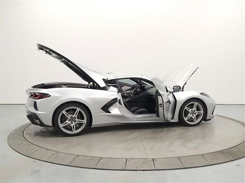 Used 2020 Chevrolet Corvette Stingray Preferred Cpe w/ 2LT Preferred Equipment Group image 15