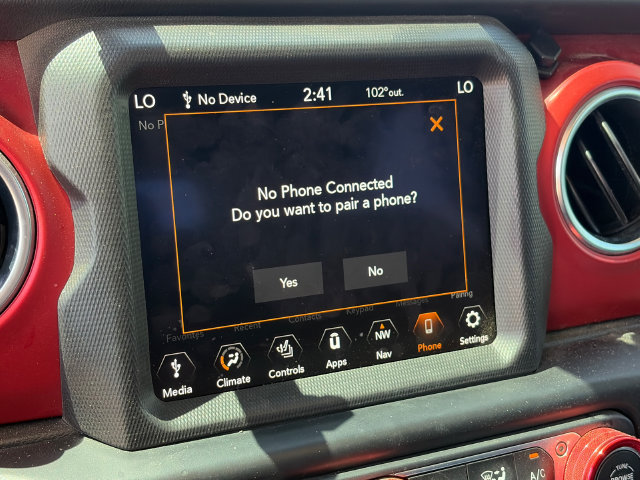 Used 2021 Jeep Gladiator Rubicon AWD/4WD image 17