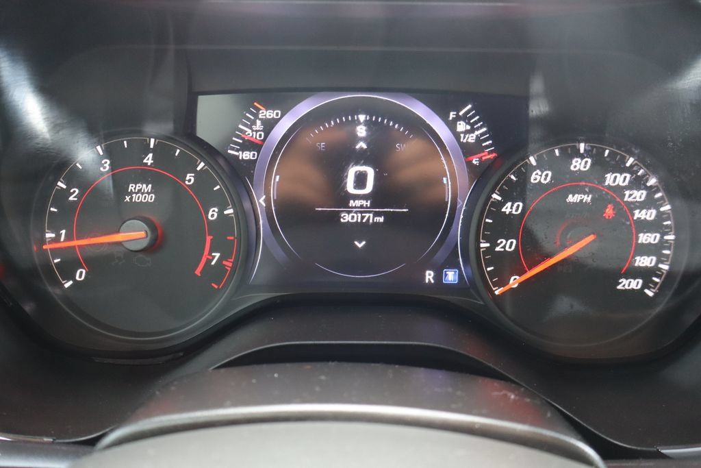 Used 2022 Chevrolet Camaro ZL1 RWD image 39