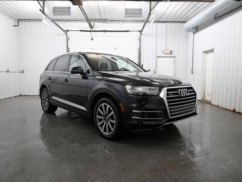 Used 2019 Audi Q7 3.0T Premium Plus w/ Premium Plus Package image 2