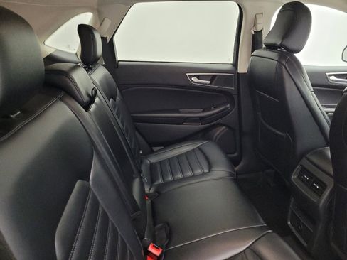Used 2024 Ford Edge SEL image 19