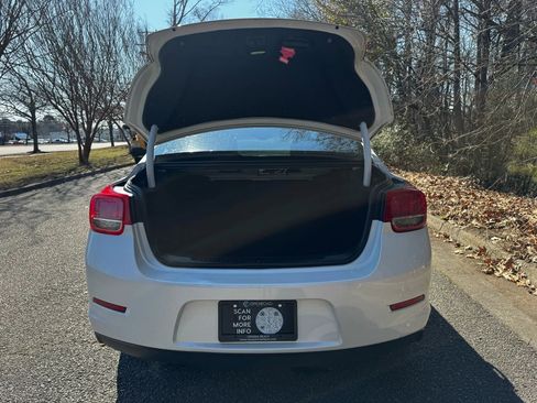 Used 2015 Chevrolet Malibu LT image 6