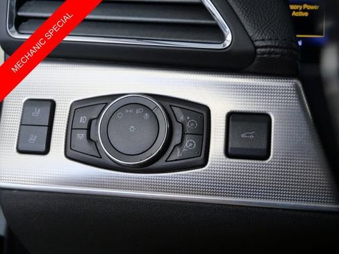 Used 2013 Lincoln MKX AWD w/ Class II Trailer Tow Pkg image 27