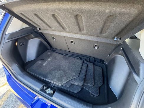 Used 2023 Hyundai Venue Limited image 34