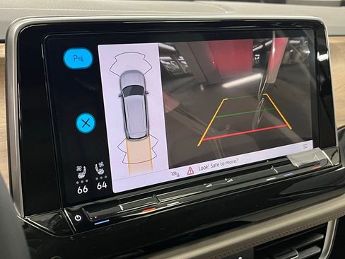 New 2026 Volkswagen Atlas SE image 30