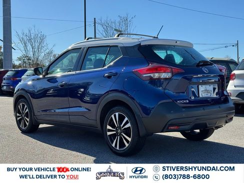 Used 2020 Nissan Kicks SV image 10