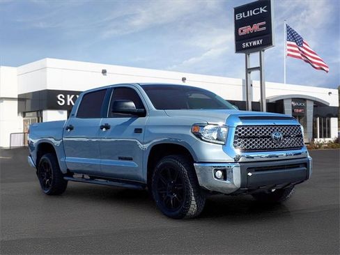 Used 2020 Toyota Tundra SR5 w/ SR5 Upgrade Package image 3
