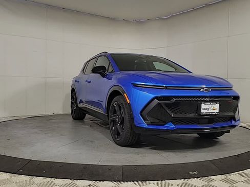 New 2025 Chevrolet Equinox EV RS image 2