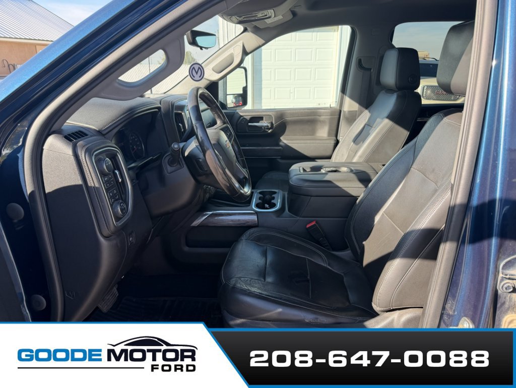 Used 2020 Chevrolet Silverado 3500 LTZ w/ LTZ Plus Package AWD/4WD image 7