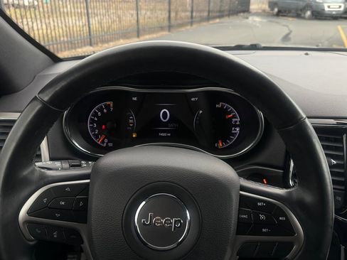Used 2019 Jeep Grand Cherokee Altitude image 22