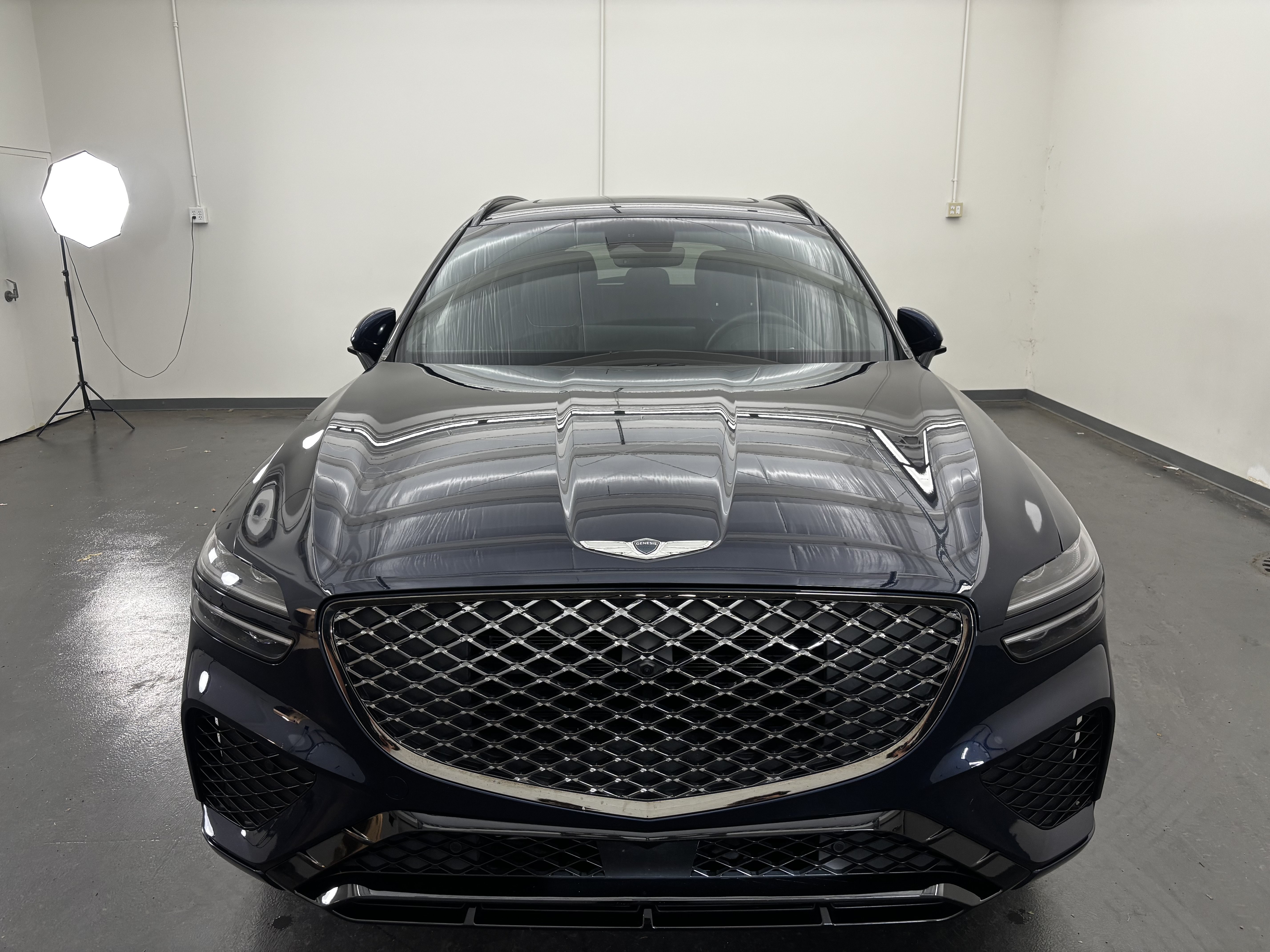 Used 2023 Genesis GV70 3.5T Sport w/ Sport Prestige Package AWD/4WD image 2