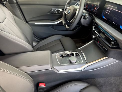 Used 2026 BMW 330i Sedan w/ Convenience Package RWD image 19