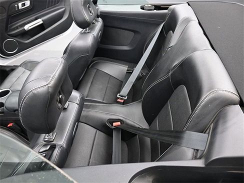 Used 2020 Ford Mustang GT Premium image 14