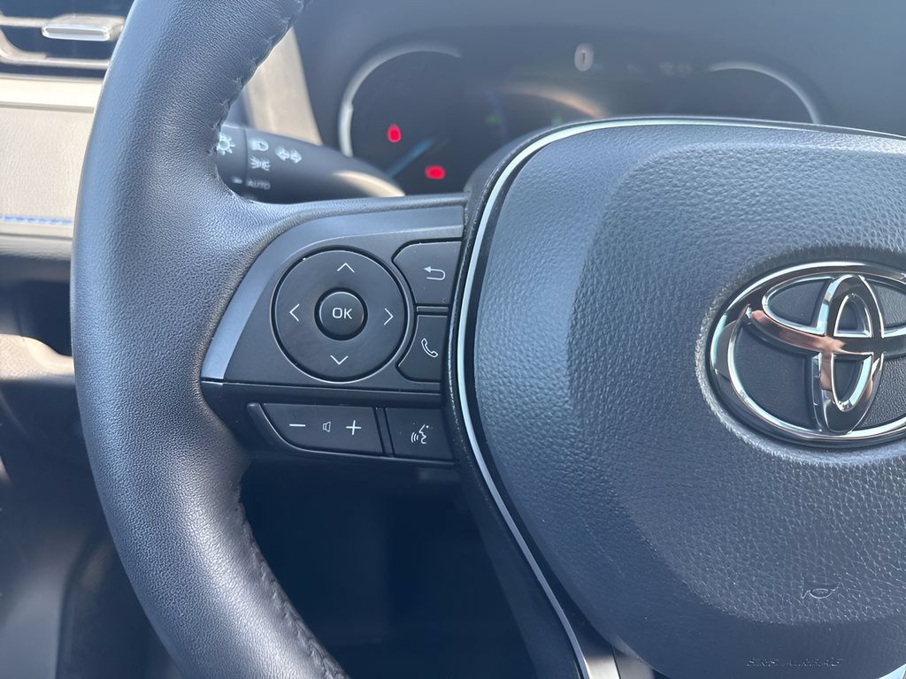Used 2025 Toyota RAV4 XSE w/ Weather Package AWD/4WD image 14