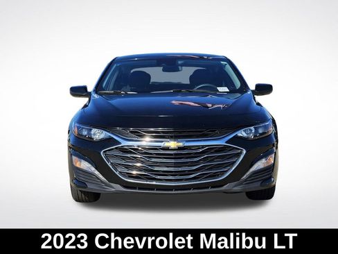 Used 2023 Chevrolet Malibu LT image 2