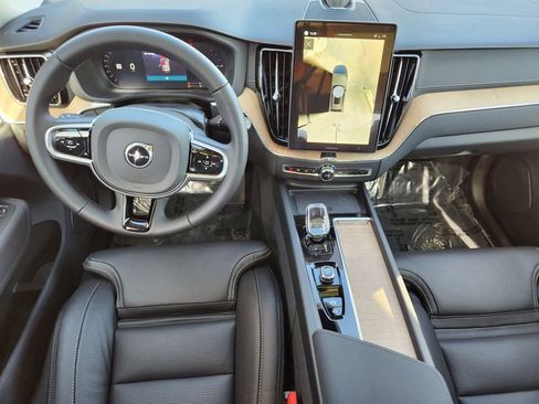 New 2026 Volvo XC60 T8 Ultra w/ Protection Package Premier image 15