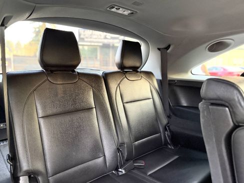 Used 2017 Acura MDX SH-AWD w/ Technology Package image 16