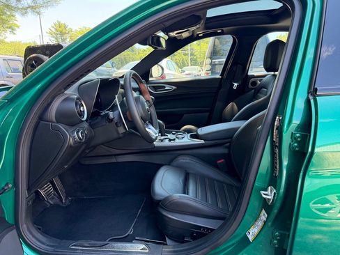 Used 2025 Alfa Romeo Giulia AWD w/ Driving Assist Package image 12