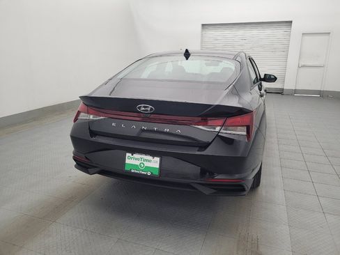 Used 2023 Hyundai Elantra SEL FWD image 7