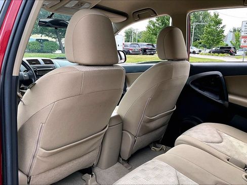 Used 2012 Toyota RAV4 4WD w/ Value Pkg image 30