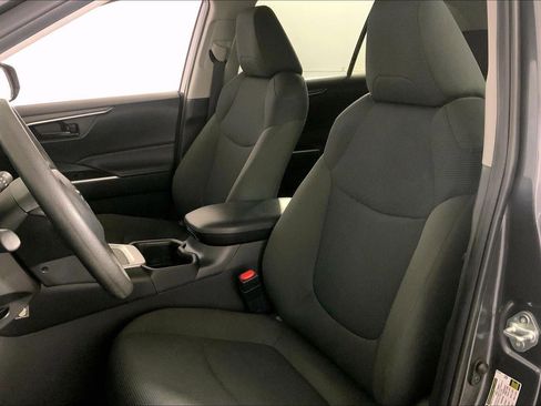 Used 2025 Toyota RAV4 LE AWD/4WD image 24