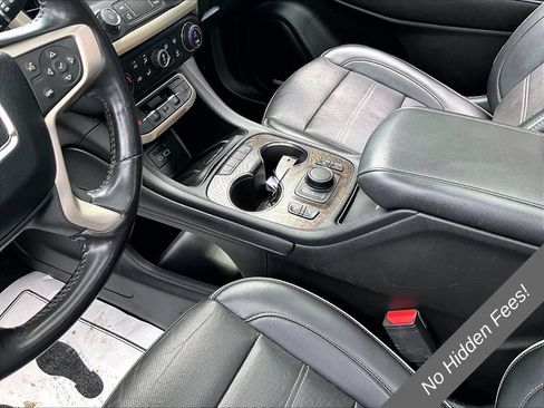 Used 2022 GMC Acadia Denali w/ Denali Technology Package AWD/4WD image 13
