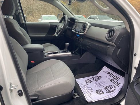 Used 2023 Toyota Tacoma SR5 w/ SX Package image 11