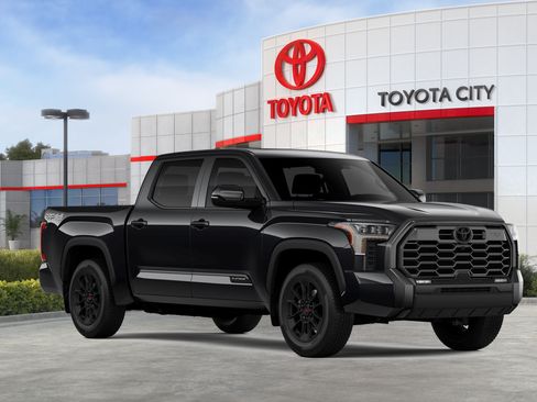 New 2025 Toyota Tundra Platinum w/ TRD Off-Road Package AWD/4WD image 18