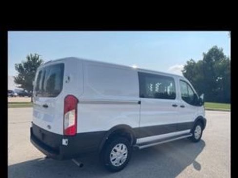 Used 2025 Ford Transit 250 Low Roof w/ Exterior Upgrade Package RWD image 2