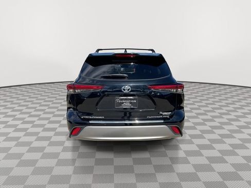 Used 2021 Toyota Highlander Platinum image 8