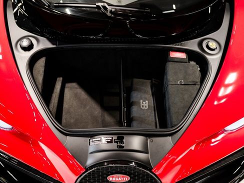 Used 2022 Bugatti Chiron Pur Sport image 46