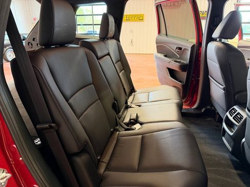 Used 2023 Honda Passport EX-L image 26