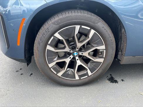 Certified 2025 BMW X3 xDrive30i w/ Premium Package AWD/4WD image 12
