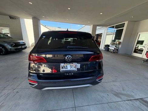 Used 2022 Volkswagen Taos SE FWD image 11