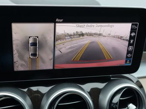 Used 2019 Mercedes-Benz C 300 Sedan image 31