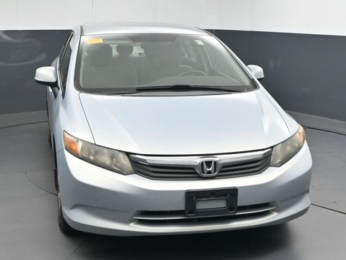 Used 2012 Honda Civic LX image 2