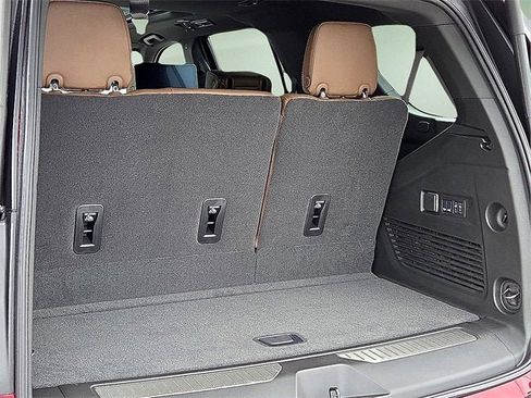 New 2026 Chevrolet Tahoe High Country image 11