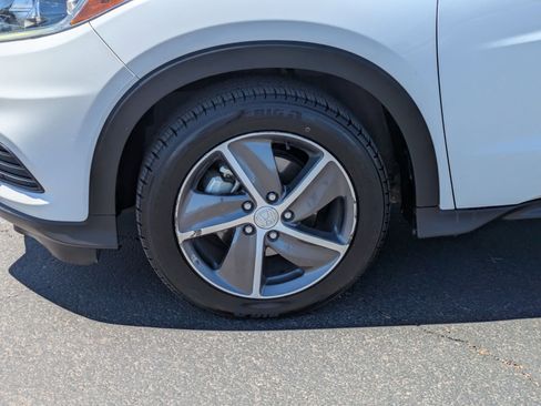 Used 2021 Honda HR-V EX image 11