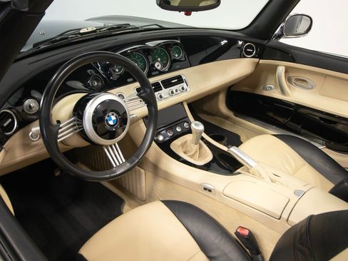 Used 2000 BMW Z8 RWD image 5