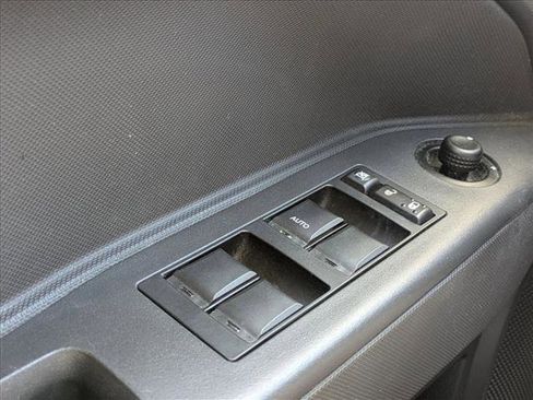 Used 2009 Dodge Caliber SXT image 11