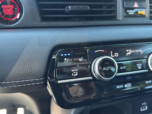 Used 2023 Honda Pilot Elite image 21