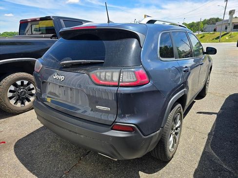 Used 2021 Jeep Cherokee Latitude Lux w/ Comfort/Convenience Group AWD/4WD image 9