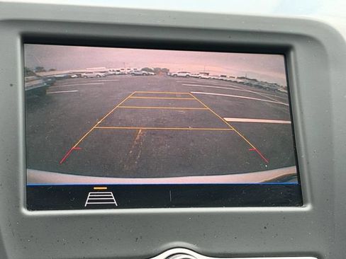Used 2021 Chevrolet Equinox LS w/ LS Convenience Package FWD image 18