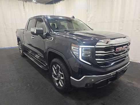 Used 2024 GMC Sierra 1500 SLT w/ SLT Premium Plus Package AWD/4WD image 2