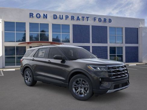 New 2026 Ford Explorer Active w/ Active Comfort Package image 8