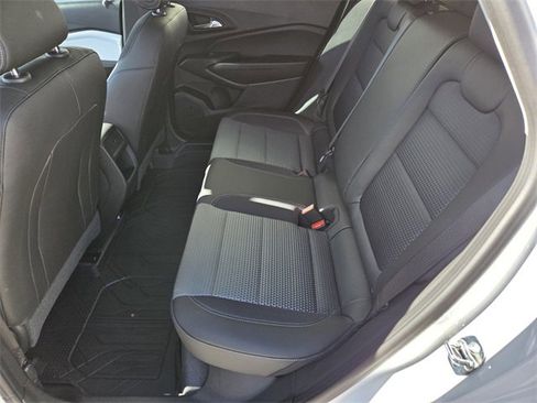 Certified 2026 Chevrolet Trax LT w/ Driver Confidence Package image 11